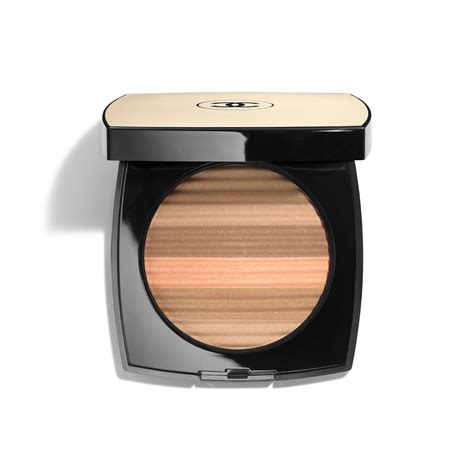 chanel les beiges powder.